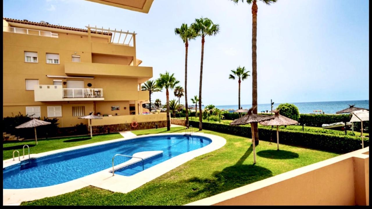 Beachfront Apartment In La Cala De Mijas Eksteriør bilde