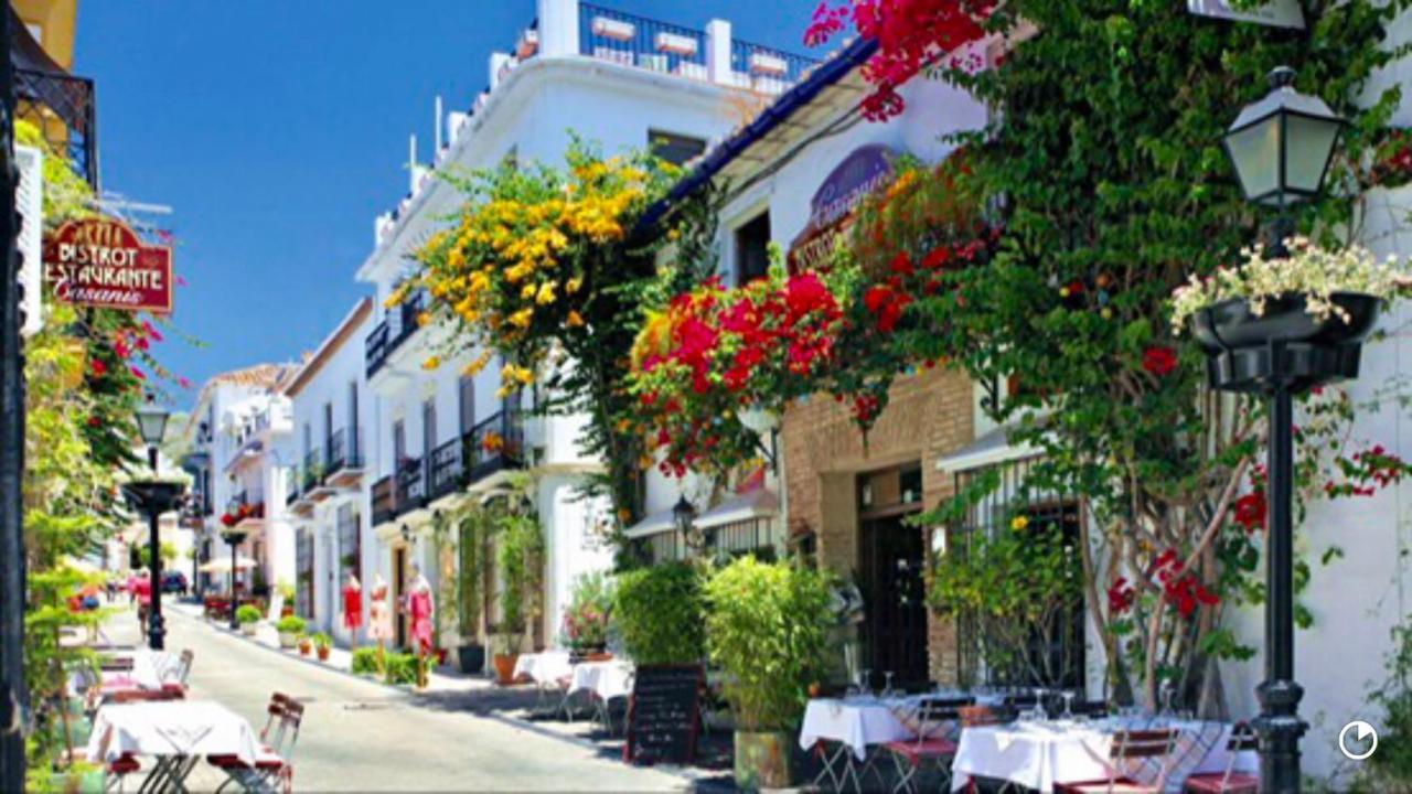 Beachfront Apartment In La Cala De Mijas Eksteriør bilde